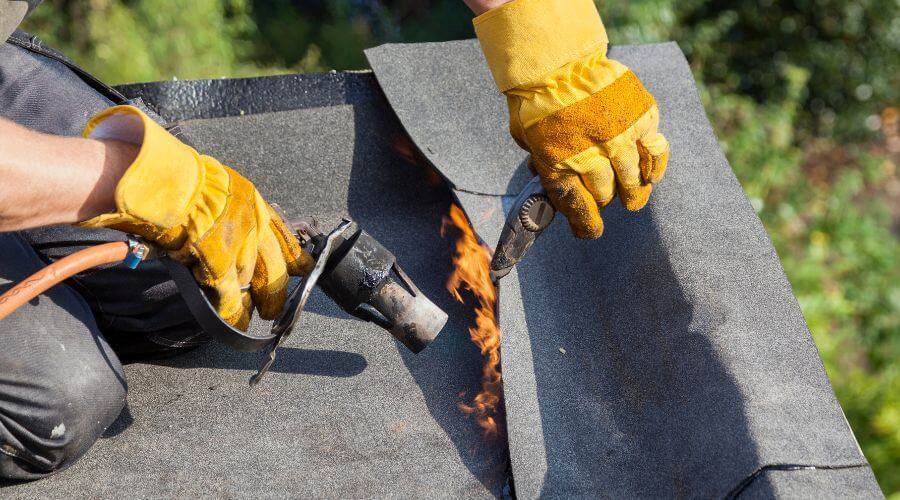 Professional gutter cleaning in Charmco, WV